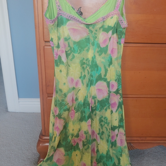 Betsy Johnson dress - Picture 8 of 10